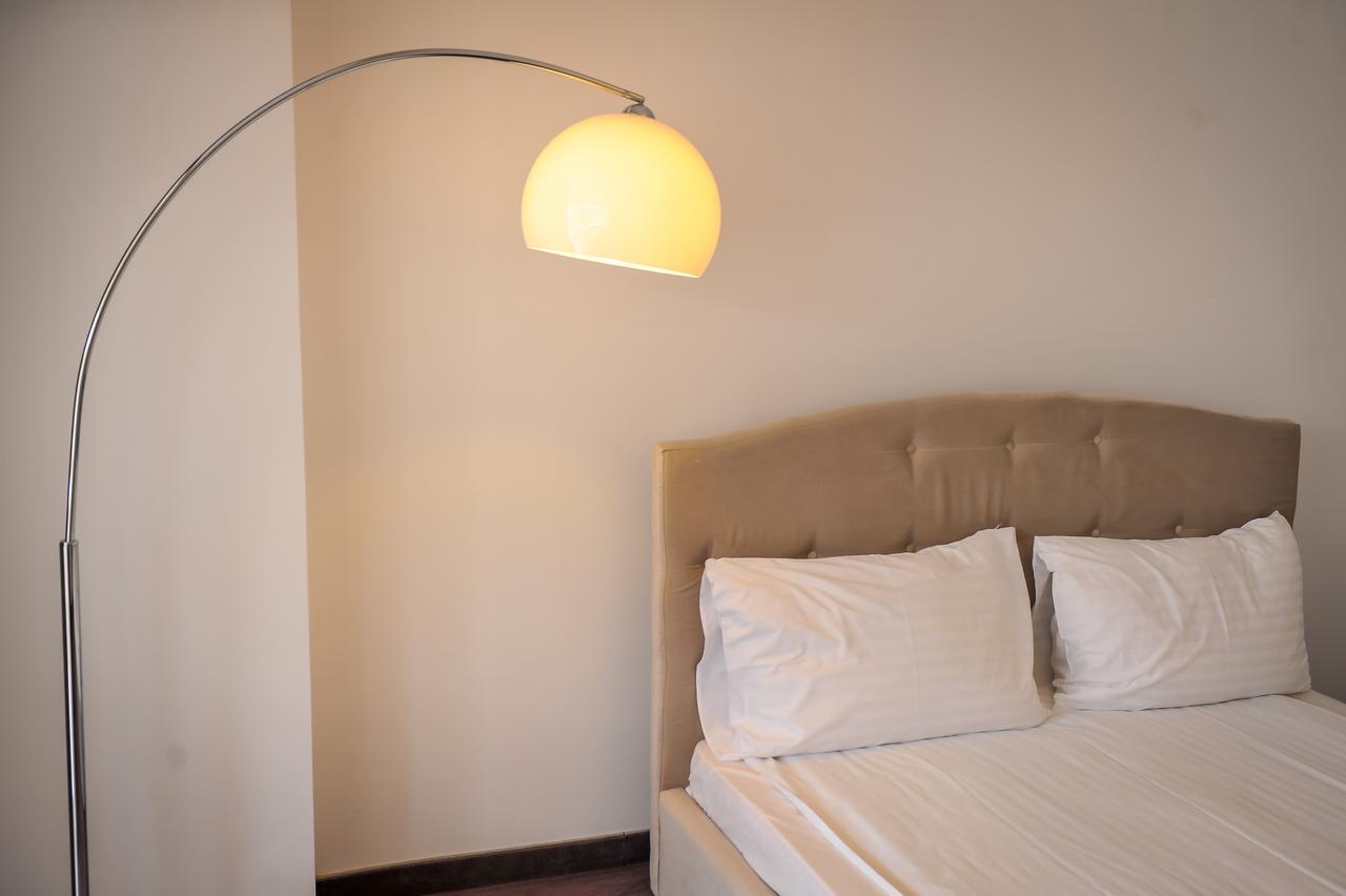 Apart Hotel Vlad Tepes Brasov Exterior photo